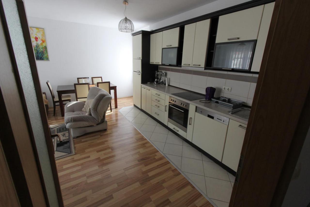Kasumi Apartment Pristina Buitenkant foto