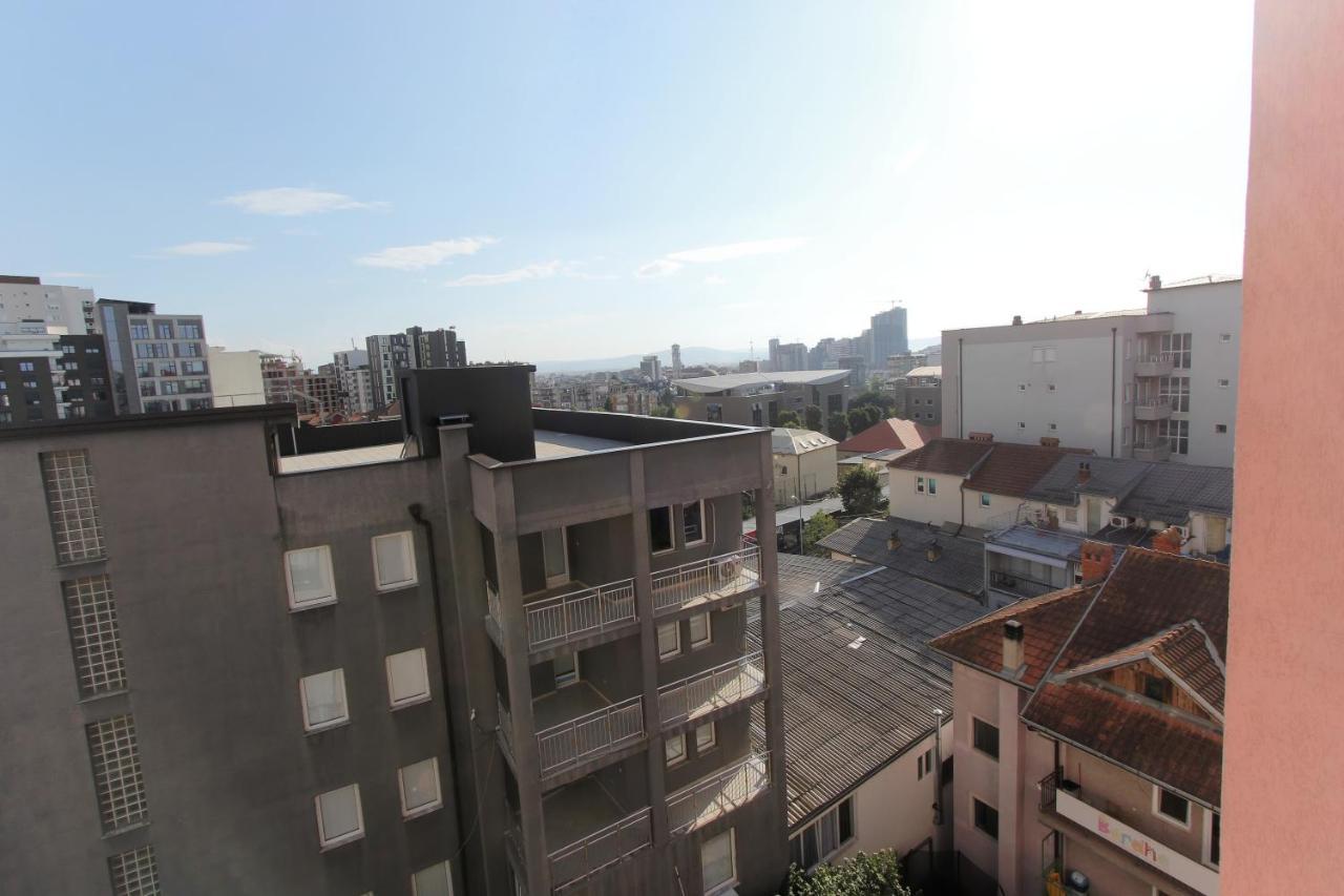 Kasumi Apartment Pristina Buitenkant foto
